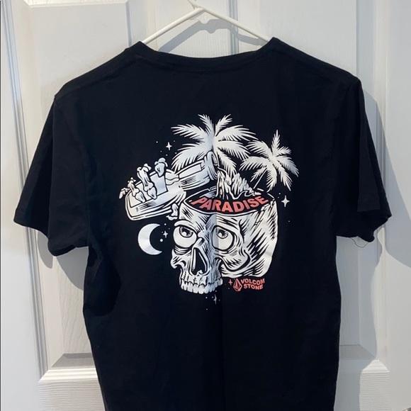 men’s Volcom Tee - Picture 1 of 3